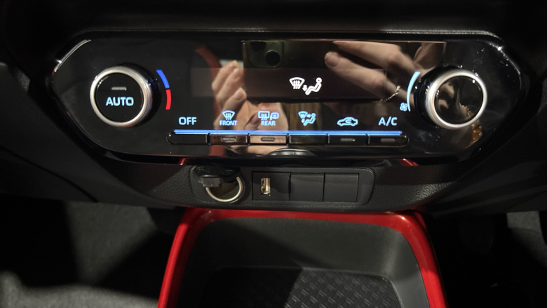 Toyota Aygo X 1.0 VVT-i Edge 5dr Petrol Hatchback